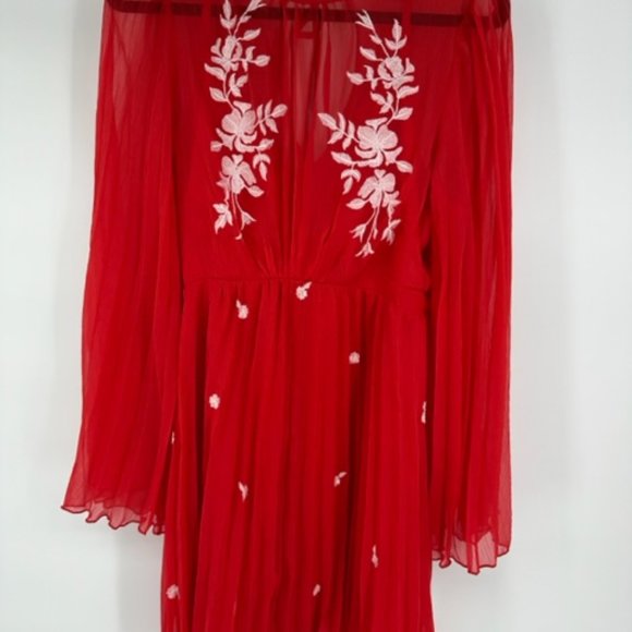 ASOS DESIGN tie back pleated sleeve mini dress in red with pink embroidery US 12 - Picture 7 of 9